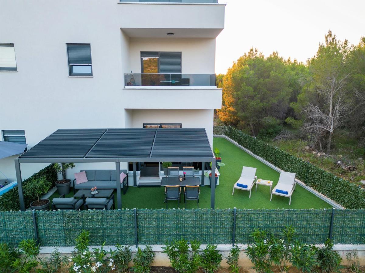My Adriatic Place With Private Garden And Garage Šibenik Exteriér fotografie